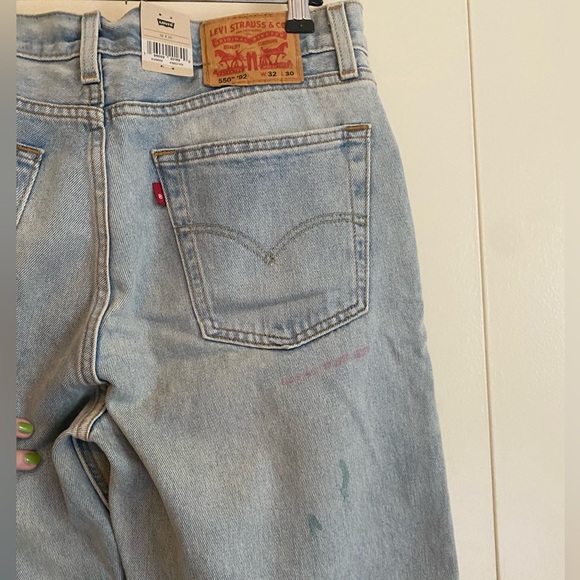 LEVI’S 550 '92 RELAXED TAPER FIT MEN'S JEANS - Picture 5 of 10